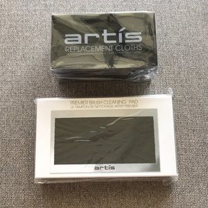 Artis Premier Brush Cleaning Pad with cloths